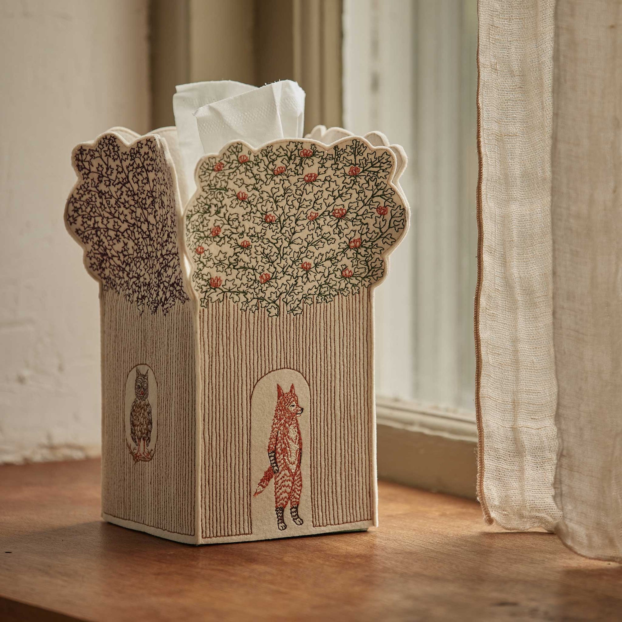 Treehouse Tissue Box Cover