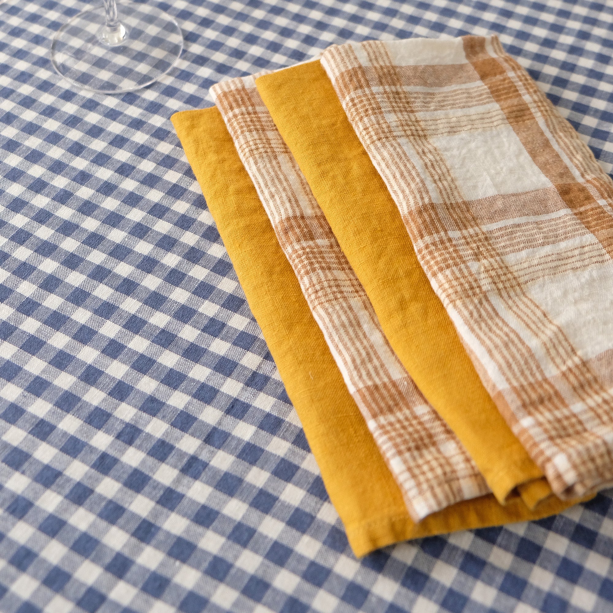 Linen Napkin in Caramel Checks