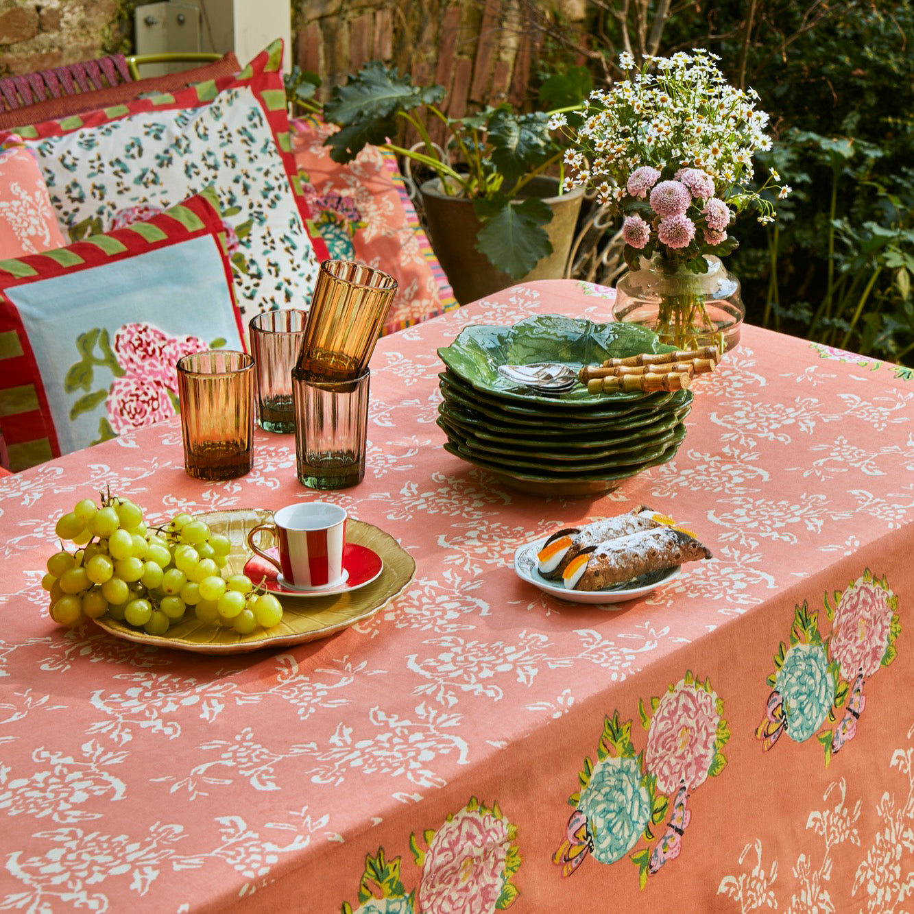 Kandem Queen Peach Cotton Tablecloth in Small Square