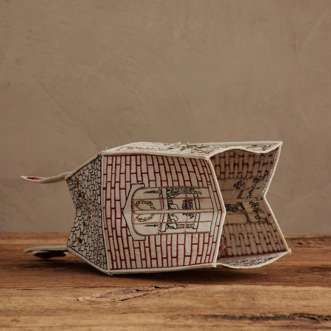 Home for the Holidays Tissue Box Cover