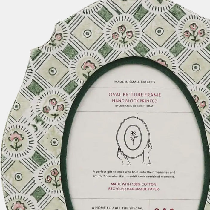 Oval Picture Frame in Spring Bloom Green