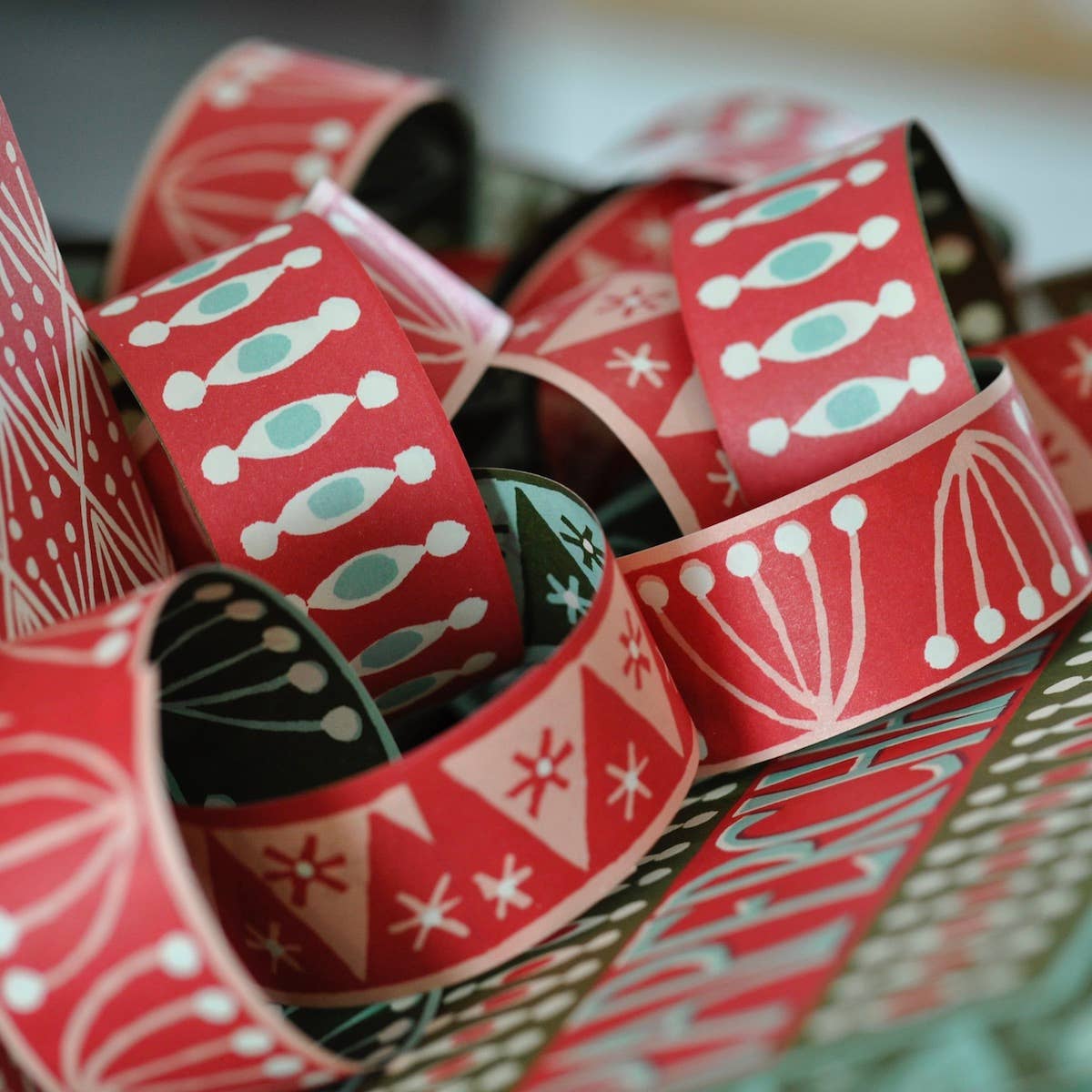 Red and Green Paperchain