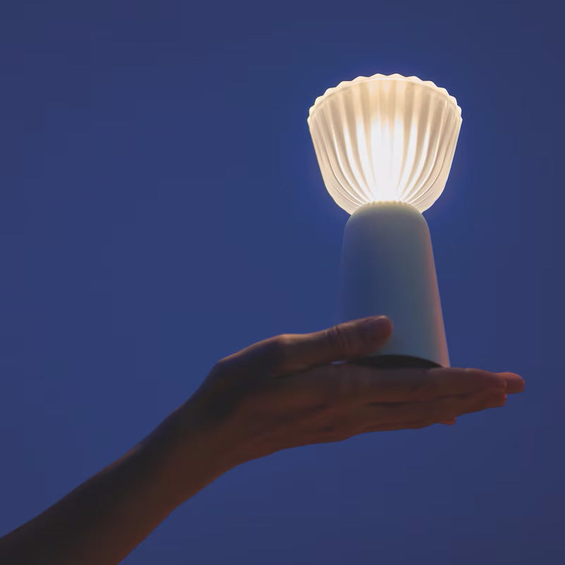 8"h Swiing Lamp