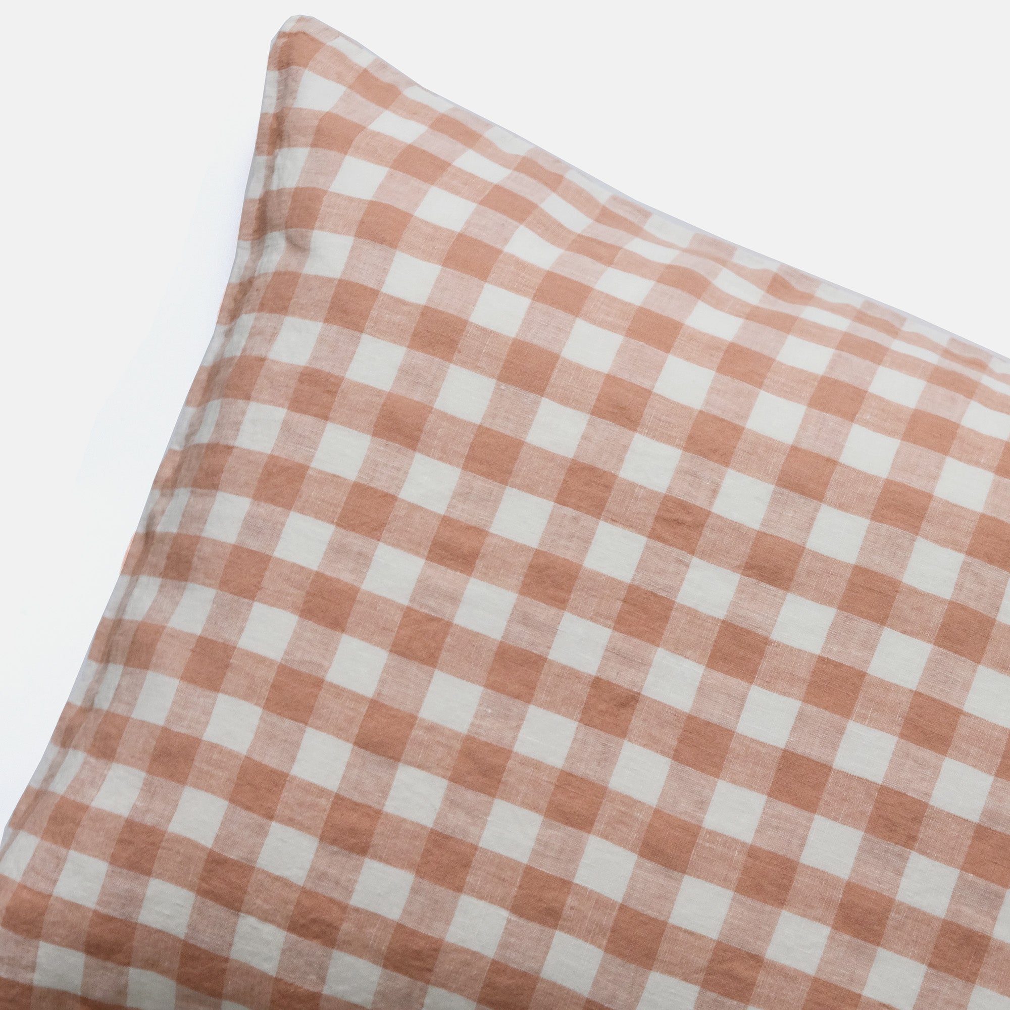 Linen Standard Pillowcase in Moka Medium Gingham