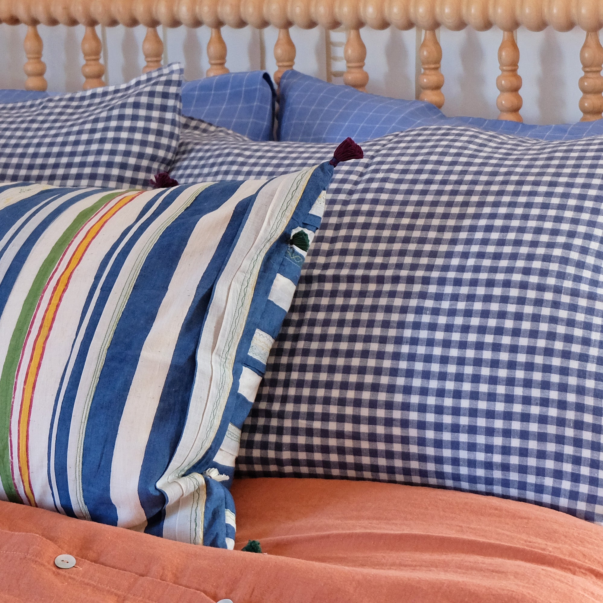 Handloom Lumbar Pillow 202
