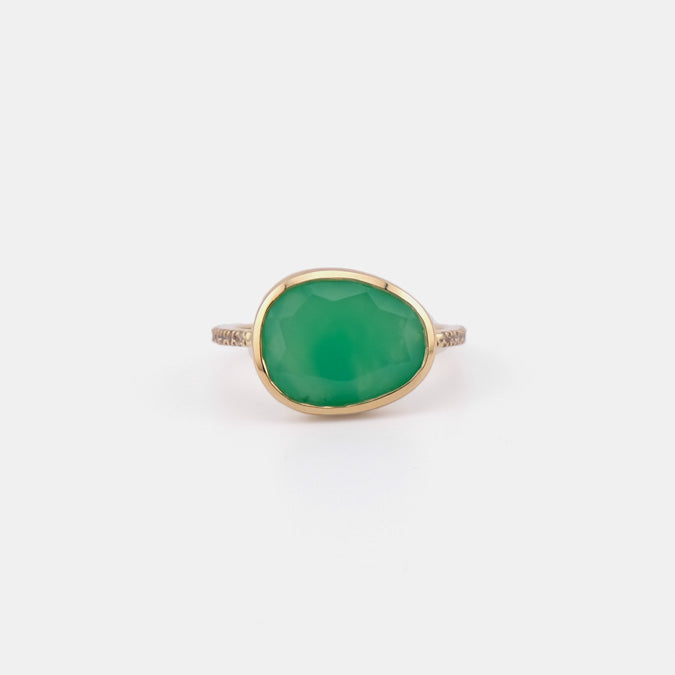 Chrysoprase Ring with White Diamonds