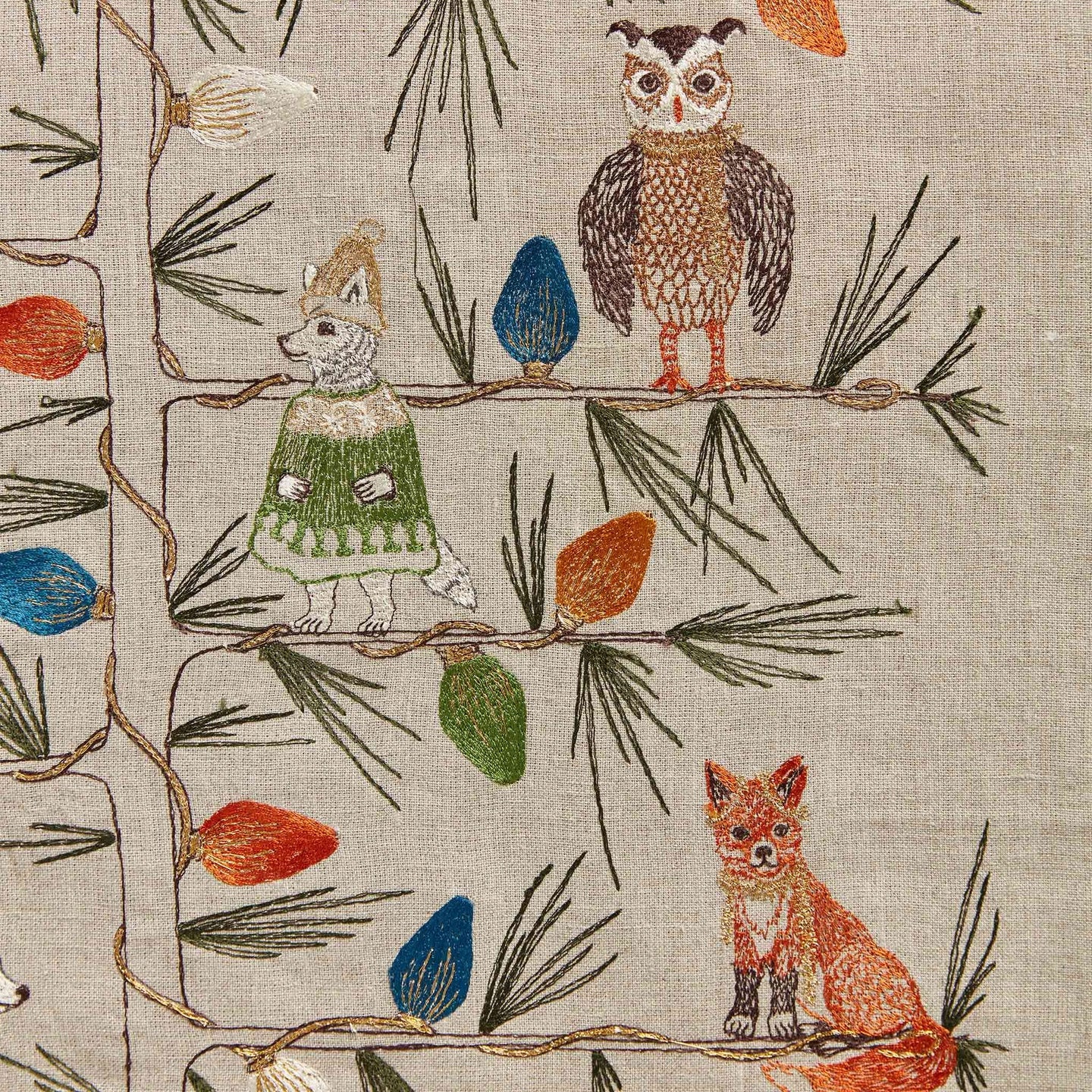 Christmas Tree Trimmers Table Runner