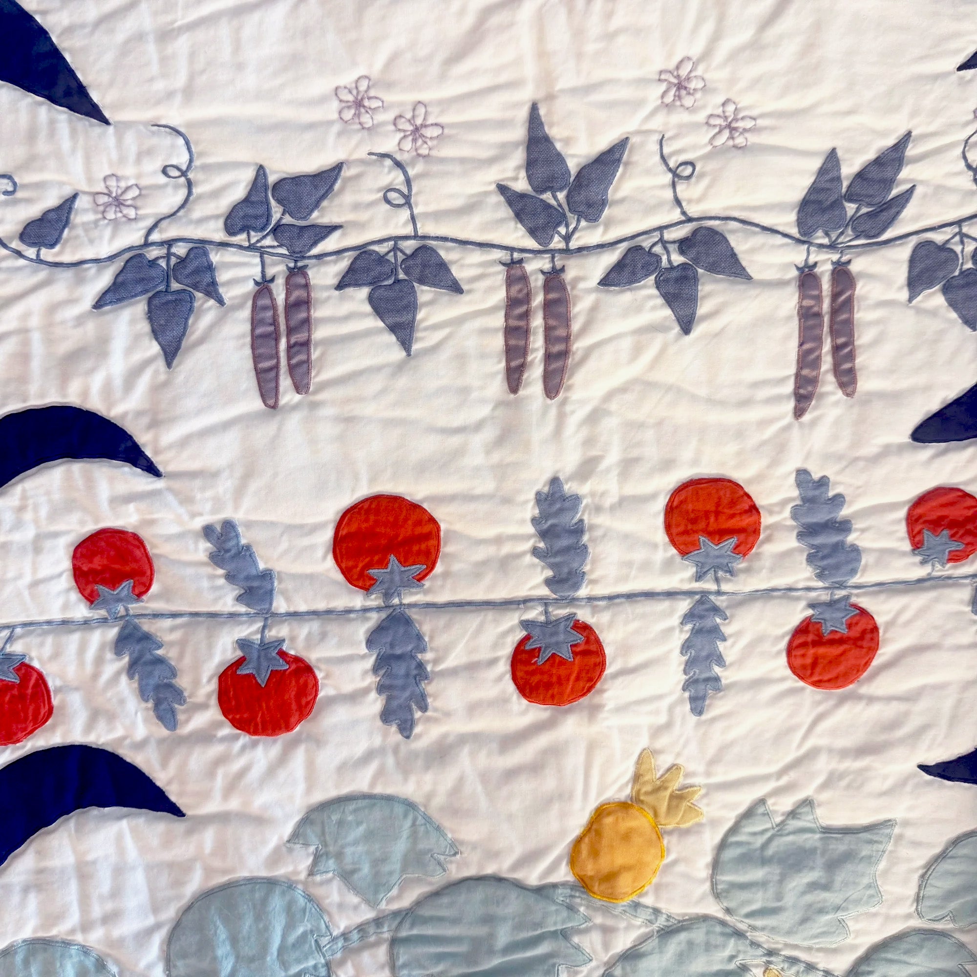 Ivory Garden Baby Quilt