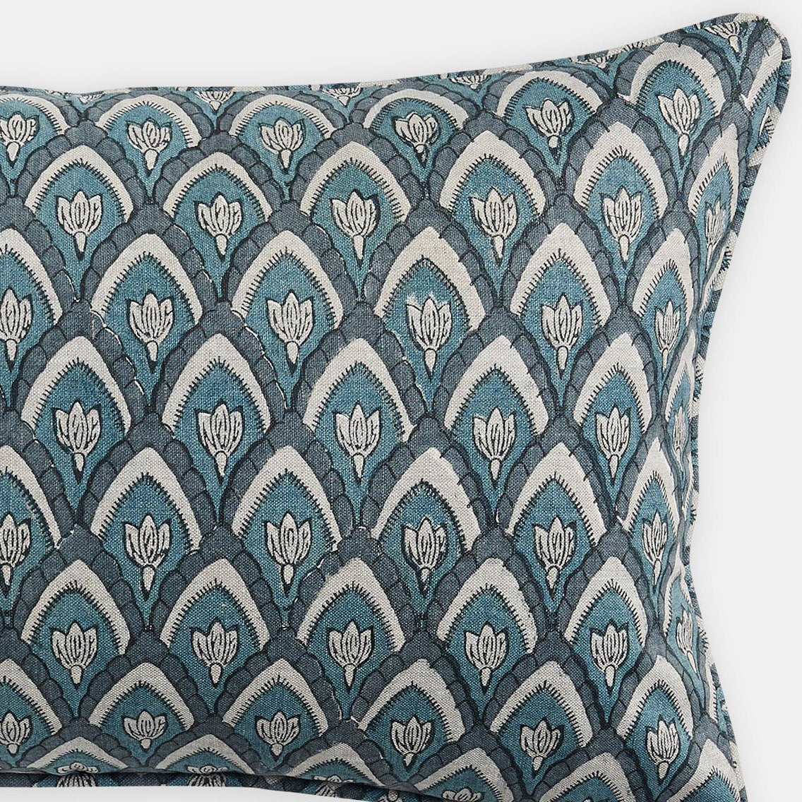 Haveli Mineral Lumbar Pillow