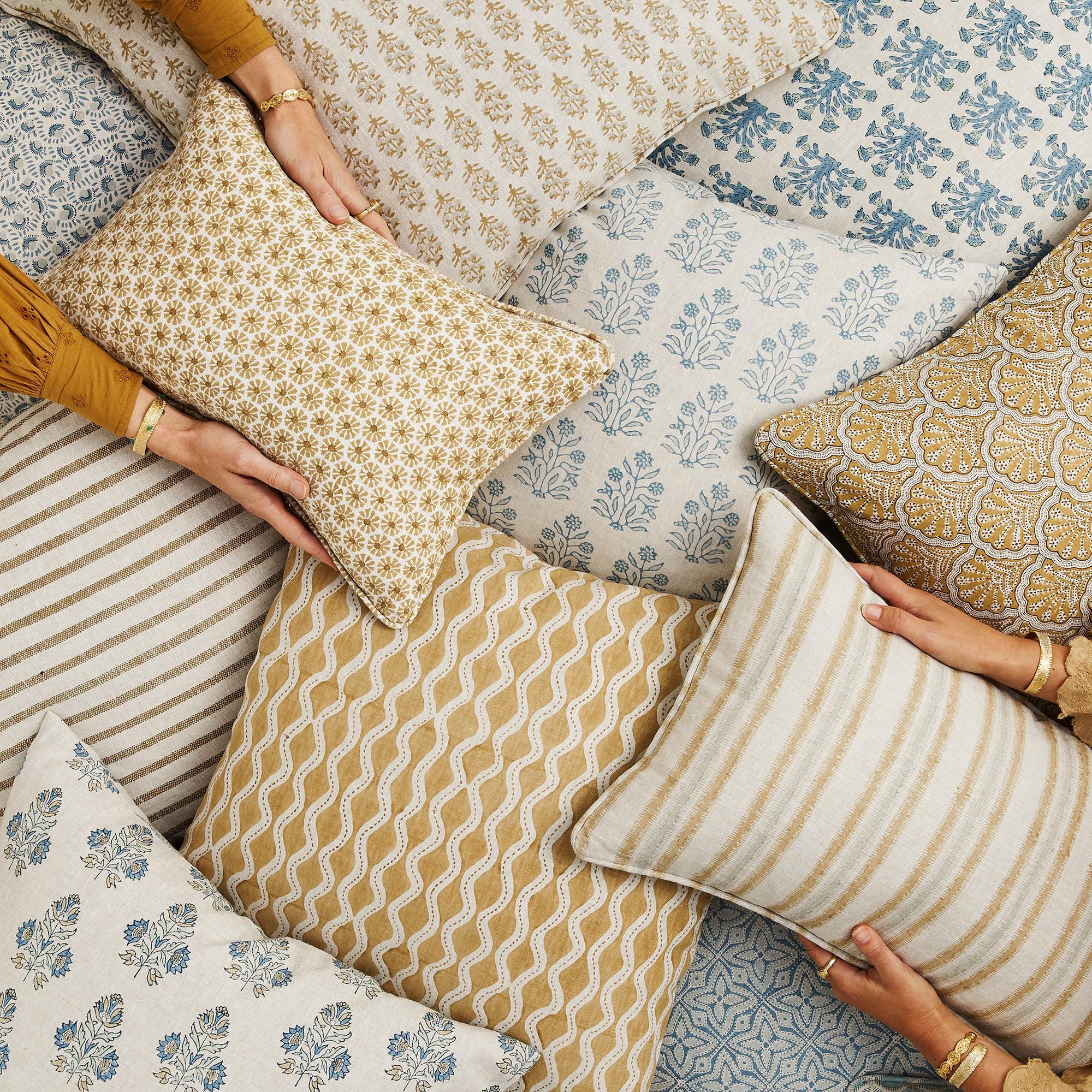 Etoile Saffron Lumbar Pillow