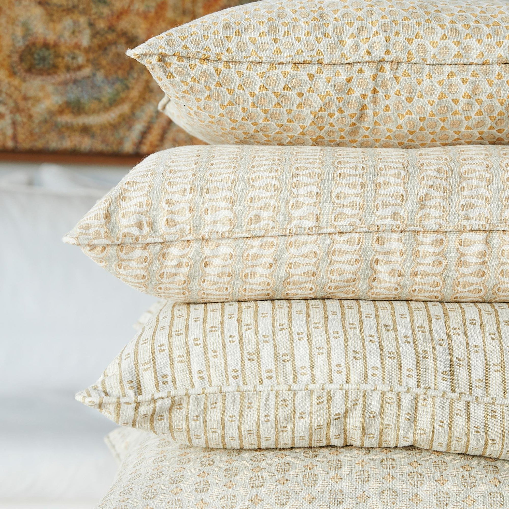 Bejmat Elm Lumbar Pillow