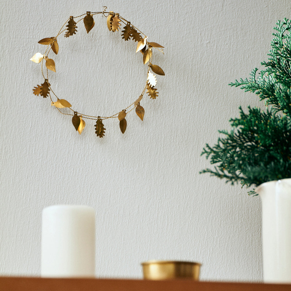 Brass Garland in Leaf