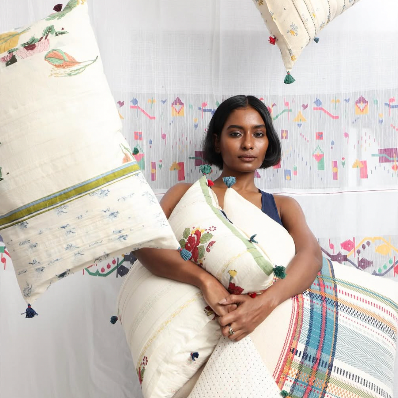 Handloom Lumbar Pillow 201