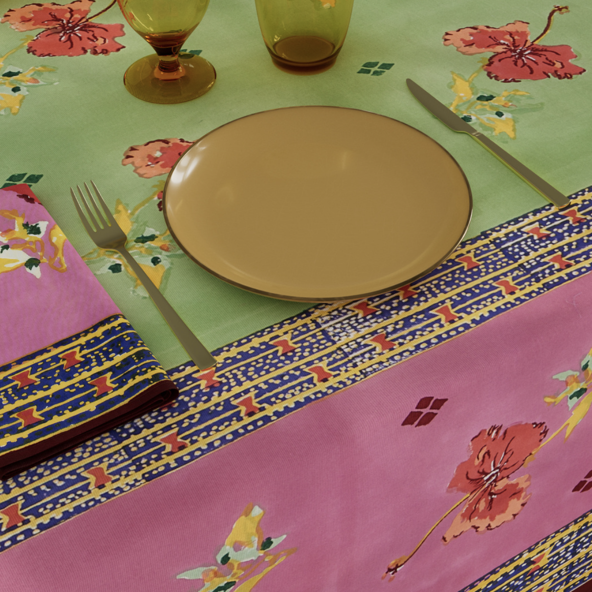 Ibisco Green Pink Cotton Tablecloth