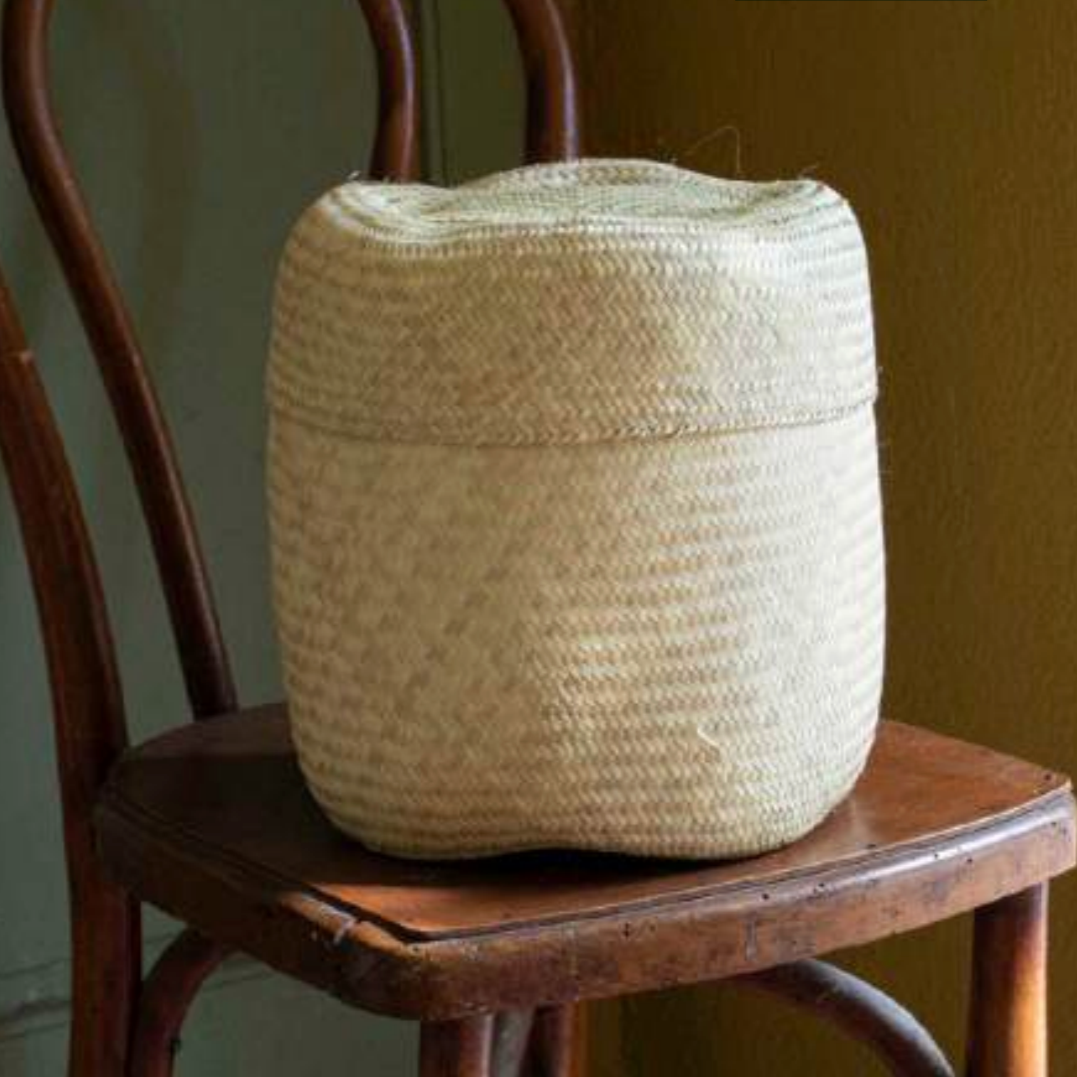 Natural Lidded Basket in Medium