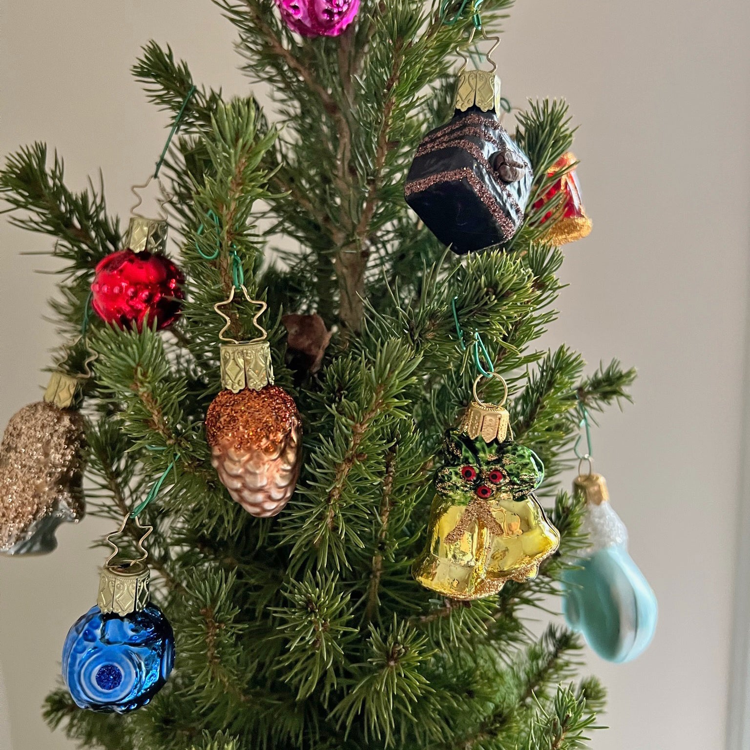 Mitten Ornament