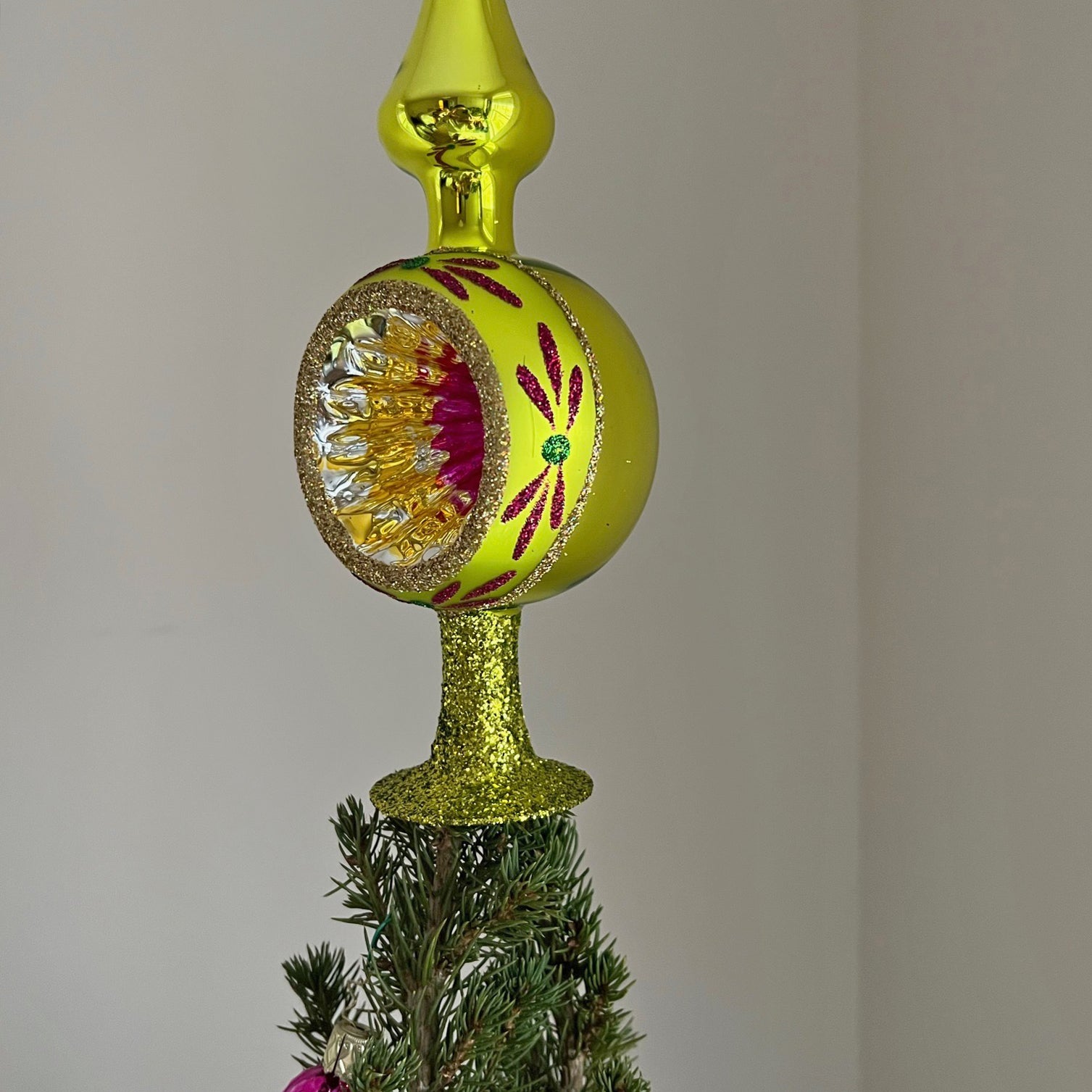 Christmas Shine Tree Topper in Pink and Green