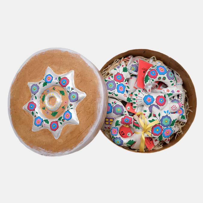 Ukrainian Floral Ornament Set in Handmade Box