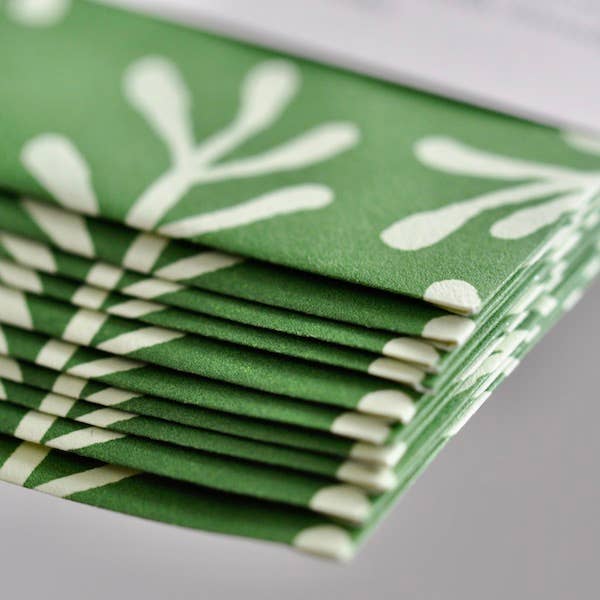 Envelopes in Sprig Pea Green: Pack of 10