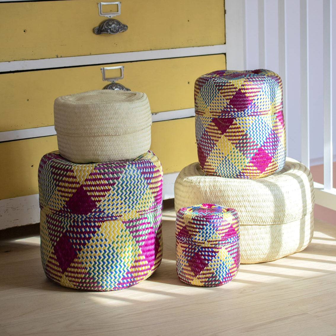 Natural Lidded Basket in Small Wide