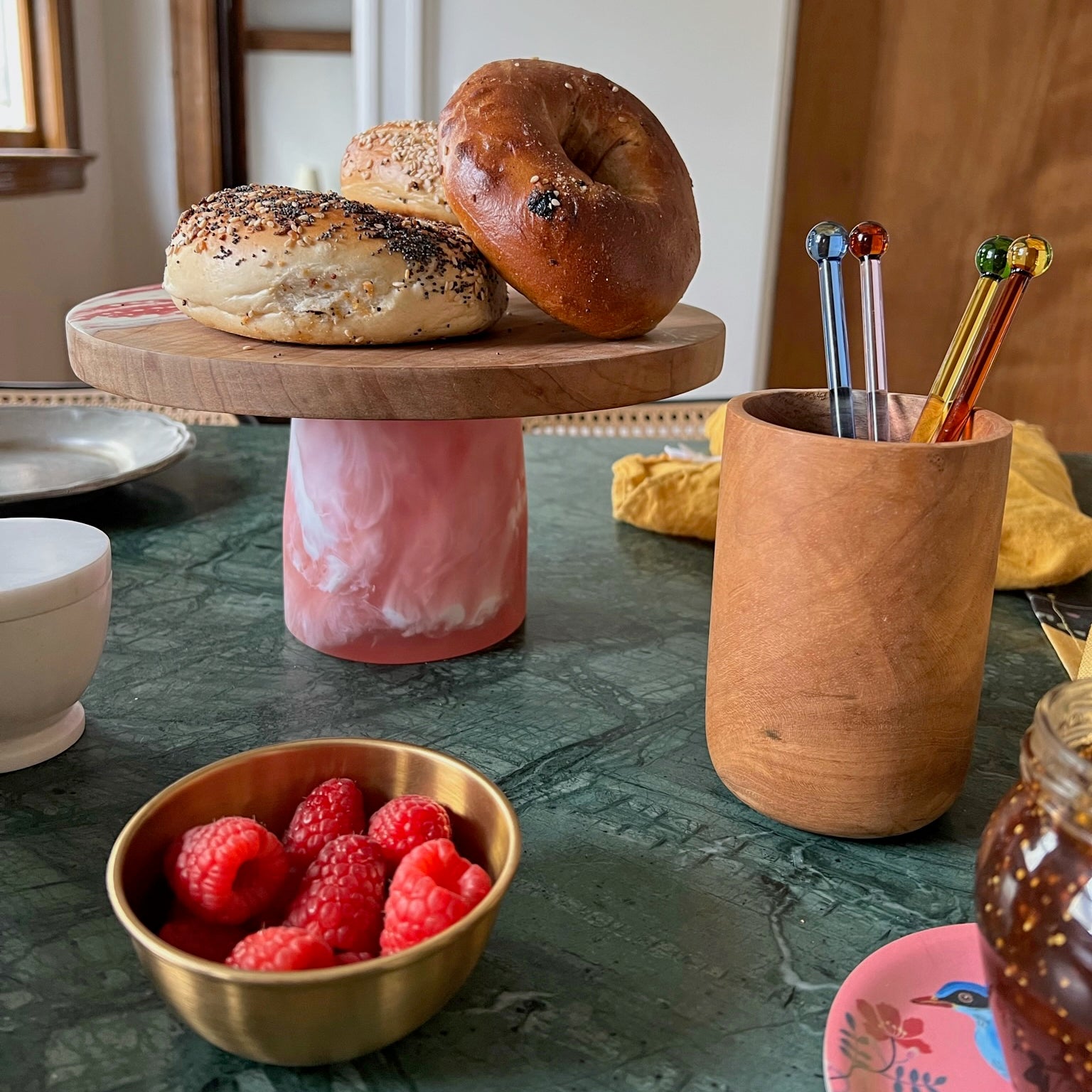 Austin Cake Stand in White