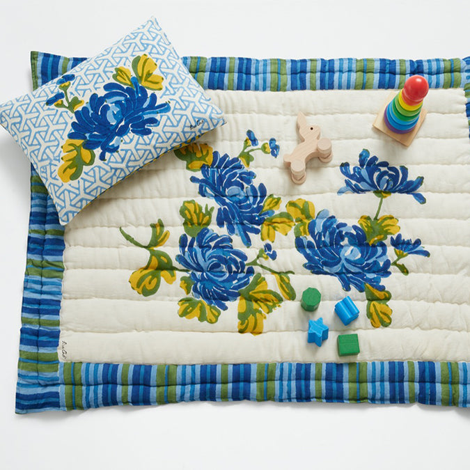 Cream baby online quilt