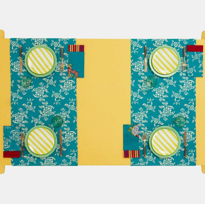 Kandem Queen Green Table Runner