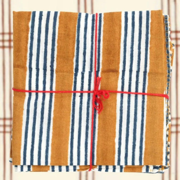 Alice Sunflower Napkins: Set of 4