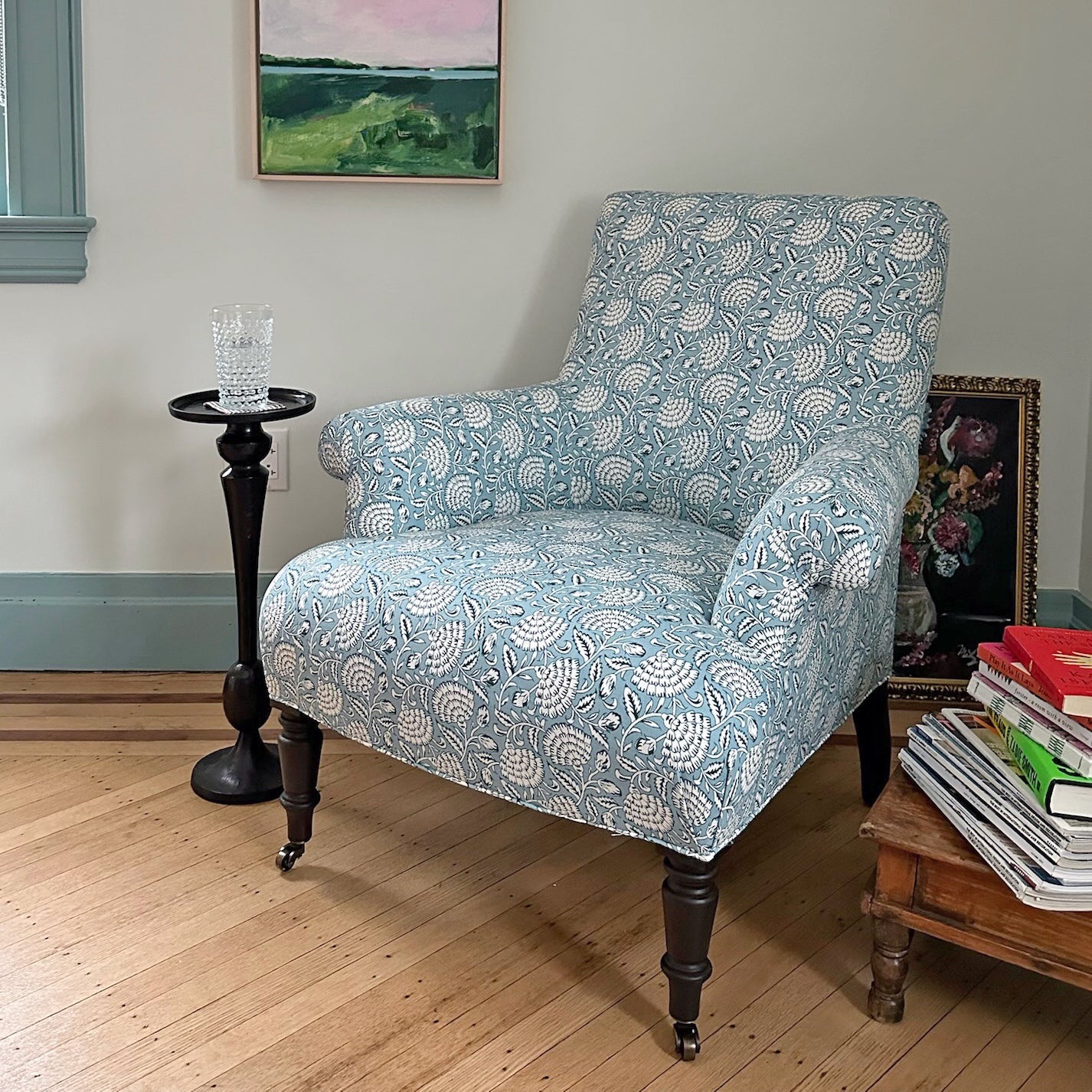 Theo Chair in Bexley Blue