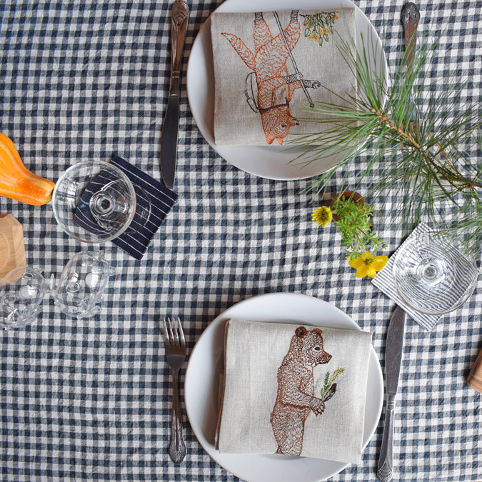 Linen Tablecloth in Anthracite Gingham