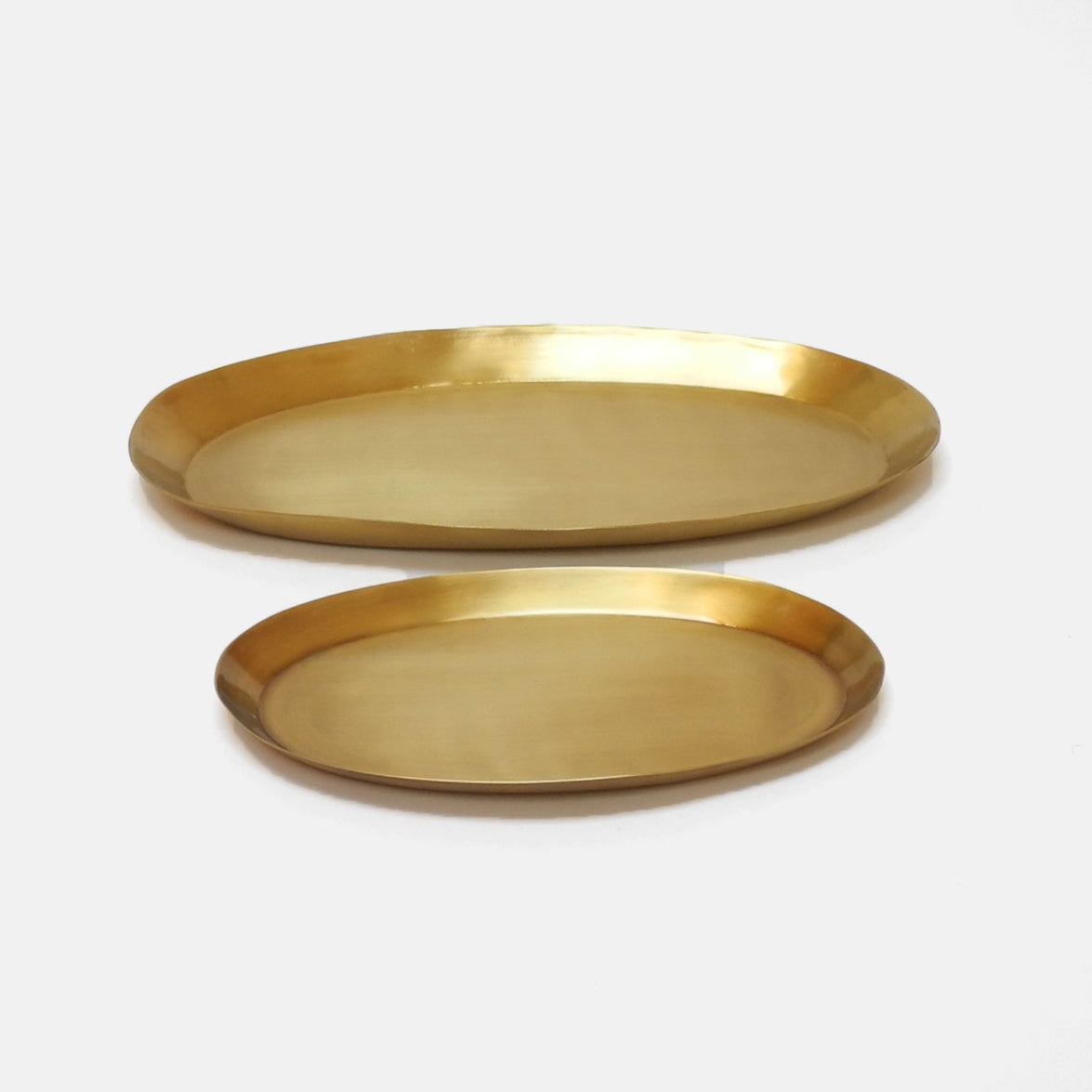 Fog Linen Oval Brass Tray for dining or home decor - Collyer&#39;s Mansion