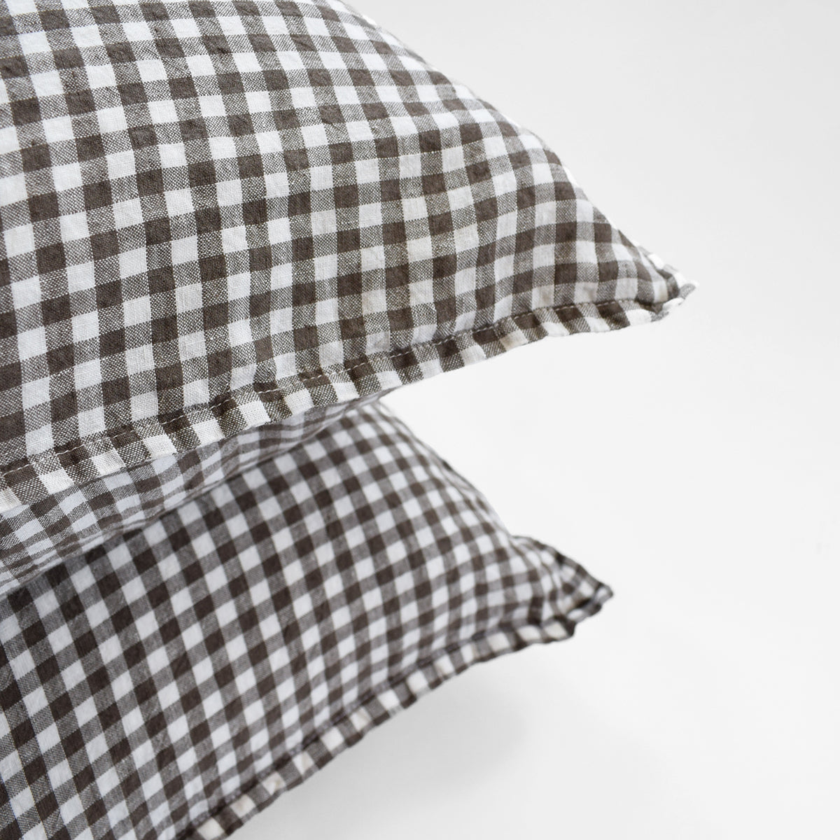 Linen Standard Pillowcase in Brown Gingham