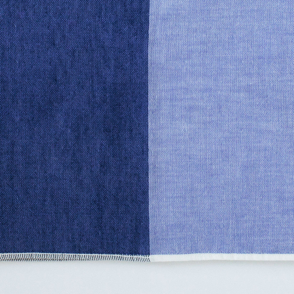 Two Tone Chambray Bath Towel in Blue