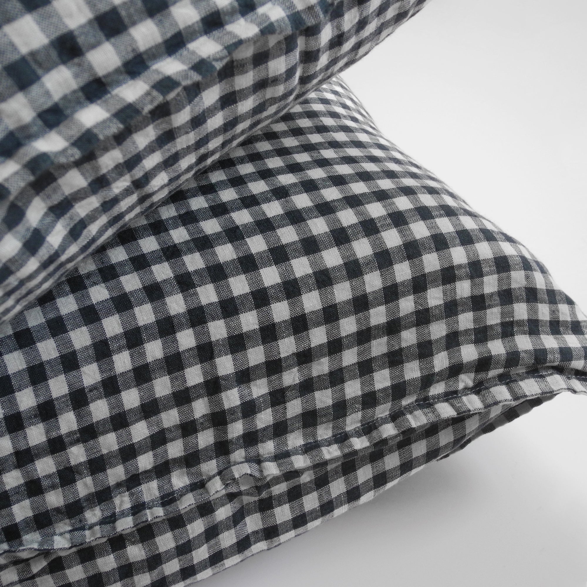 Linen Euro Pillowcase, anthracite gingham, Pillowcase, Linge Particulier, Collyer's Mansion - Collyer's Mansion