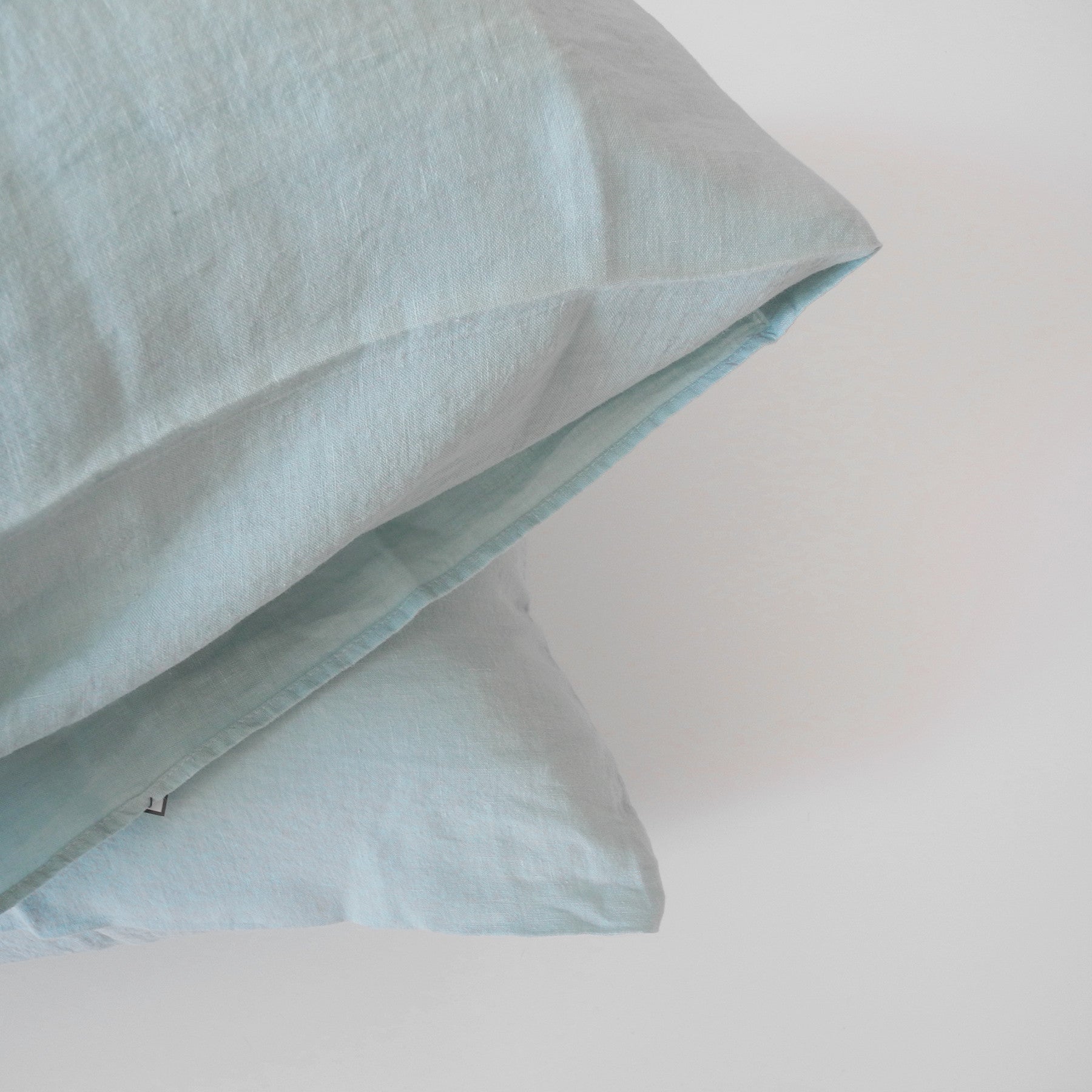 Linge Particulier Pale Blue Euro Linen Pillowcase Sham for a colorful linen bedding look in light blue - Collyer&#39;s Mansion