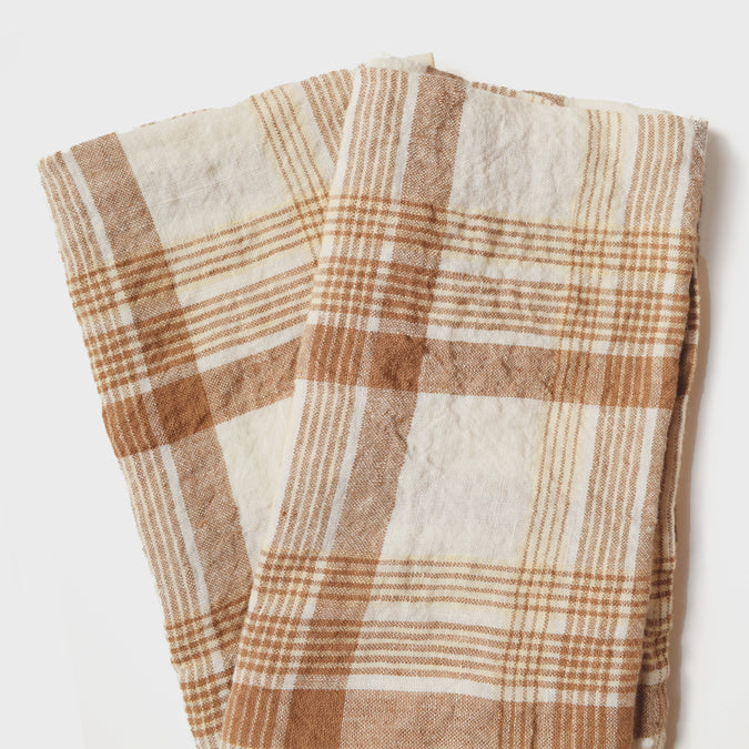 Linen Napkin in Caramel Checks