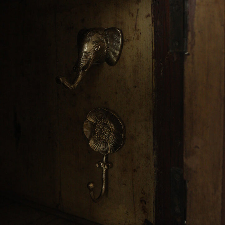 Billy Elephant Hook