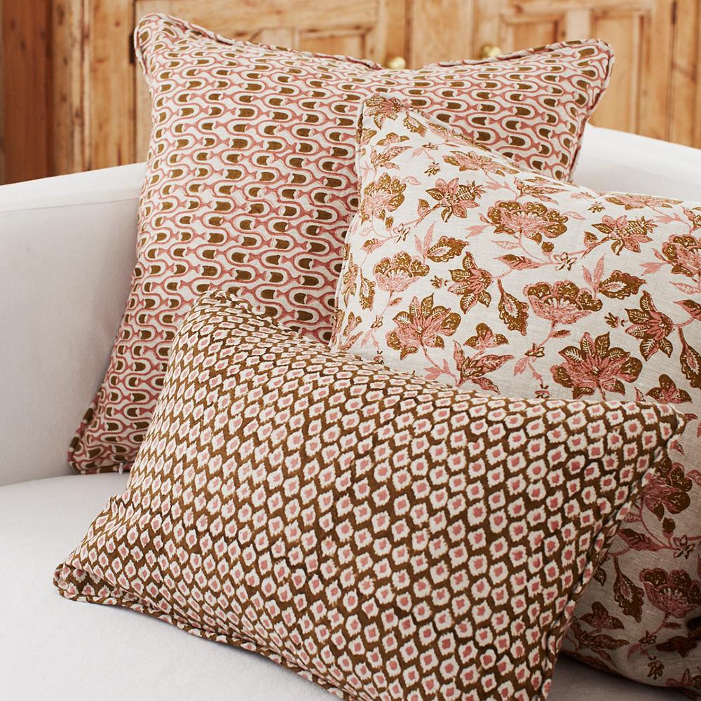 Patola Musk Lumbar Pillow
