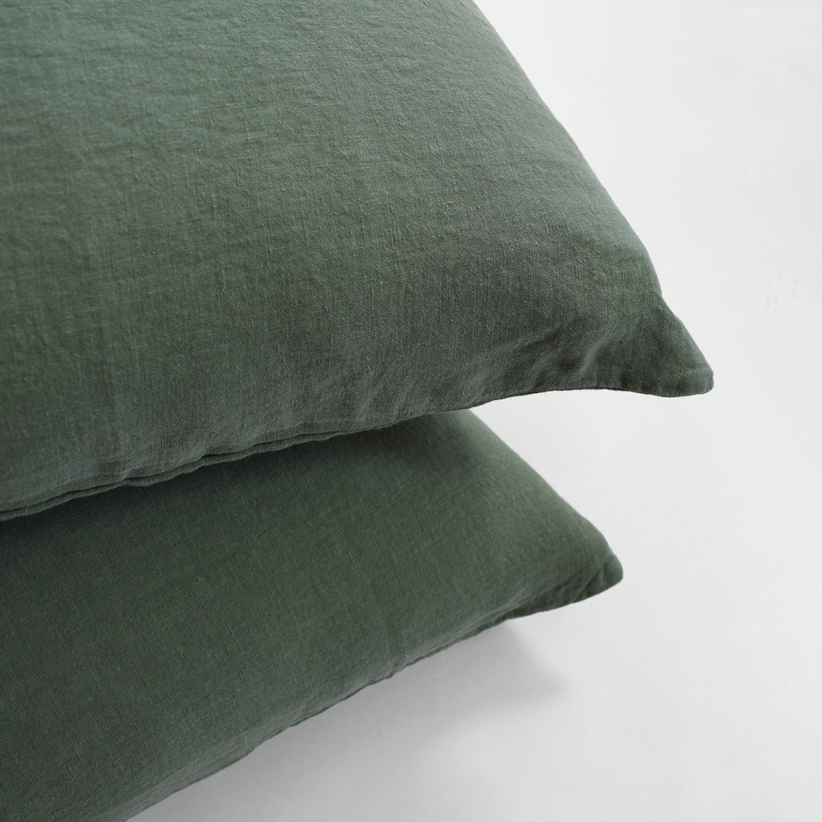 Linge Particulier Jade Green Euro Linen Pillowcase Sham for a colorful linen bedding look in camo green - Collyer's Mansion