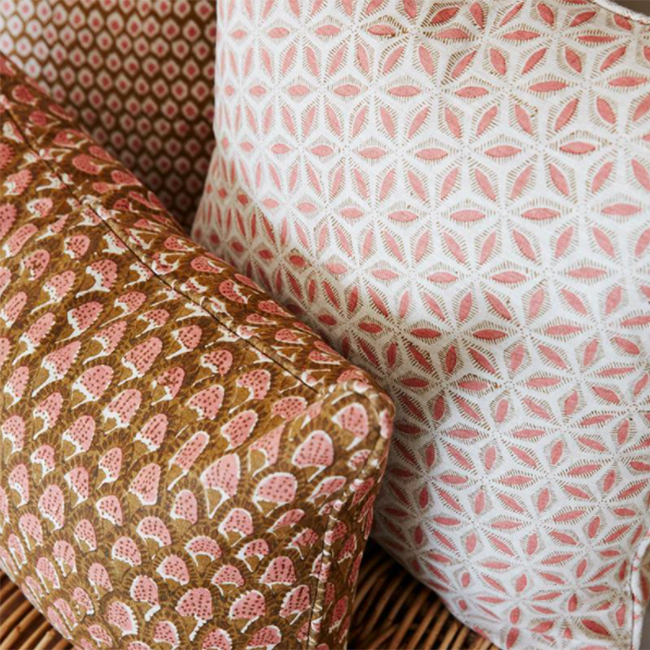 Hanami Musk Square Pillow