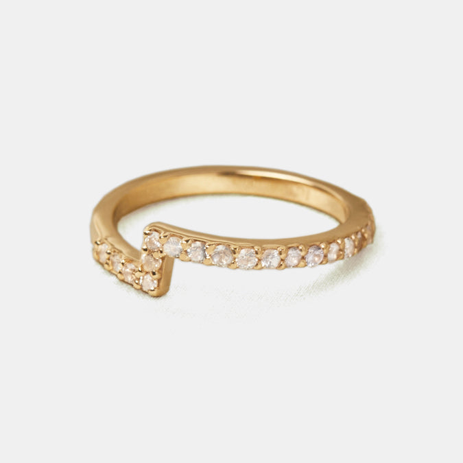 White Diamond Pave Dylan Band Ring