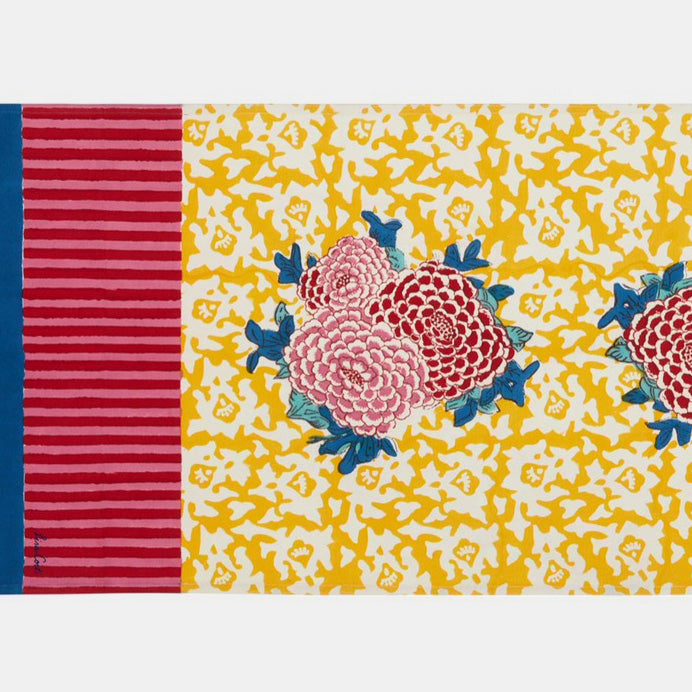 Arabesque Gold Table Runner