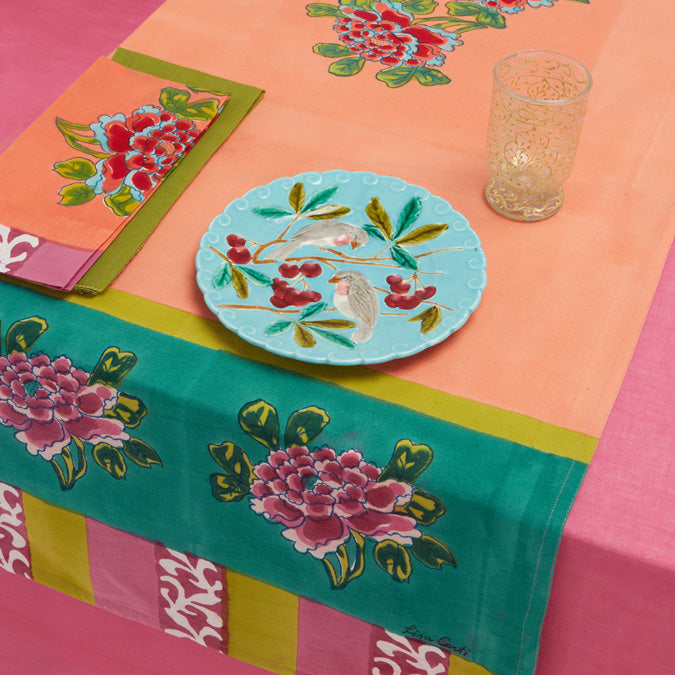 Ortensia Peach Table Runner