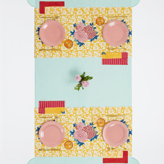 Arabesque Gold Table Runner