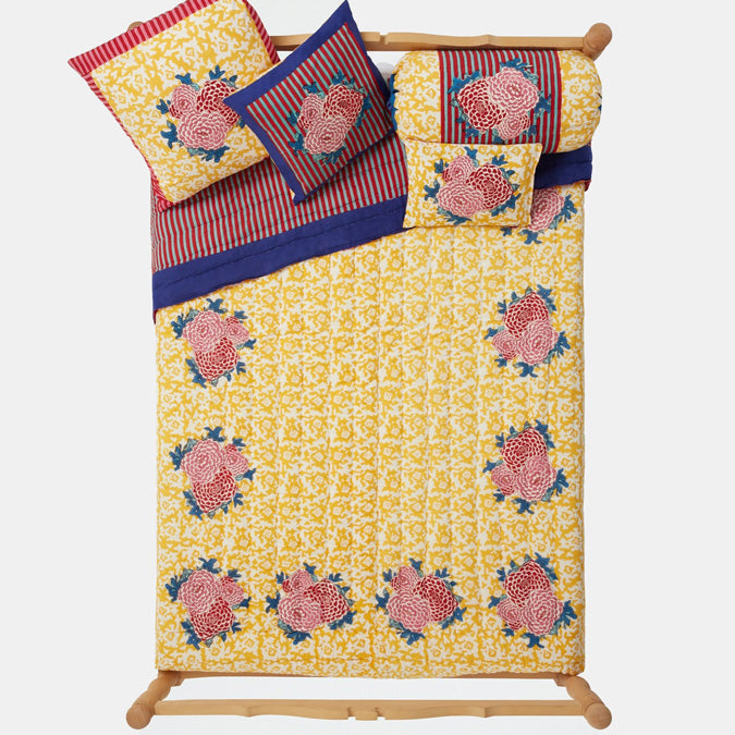 Arabesque Gold Quilt