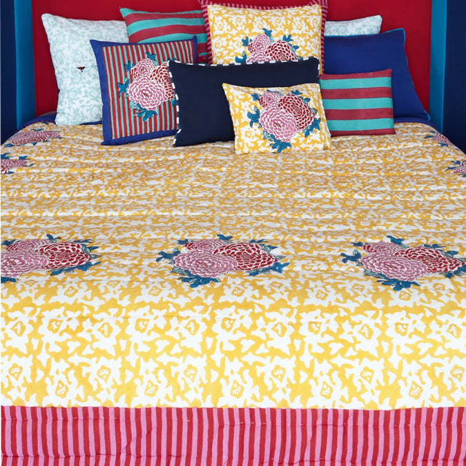 Arabesque Gold Quilt