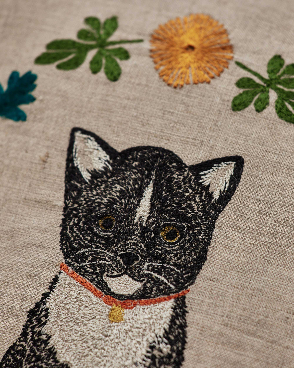 Kitten Cameo Pillow