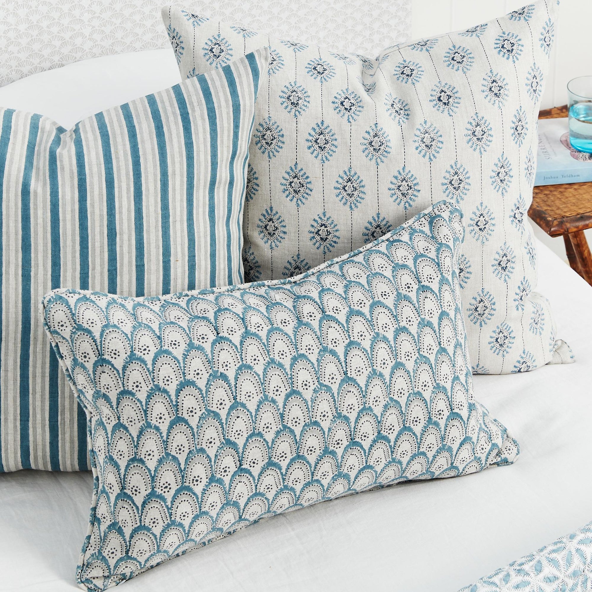 Azores Mineral Lumbar Pillow