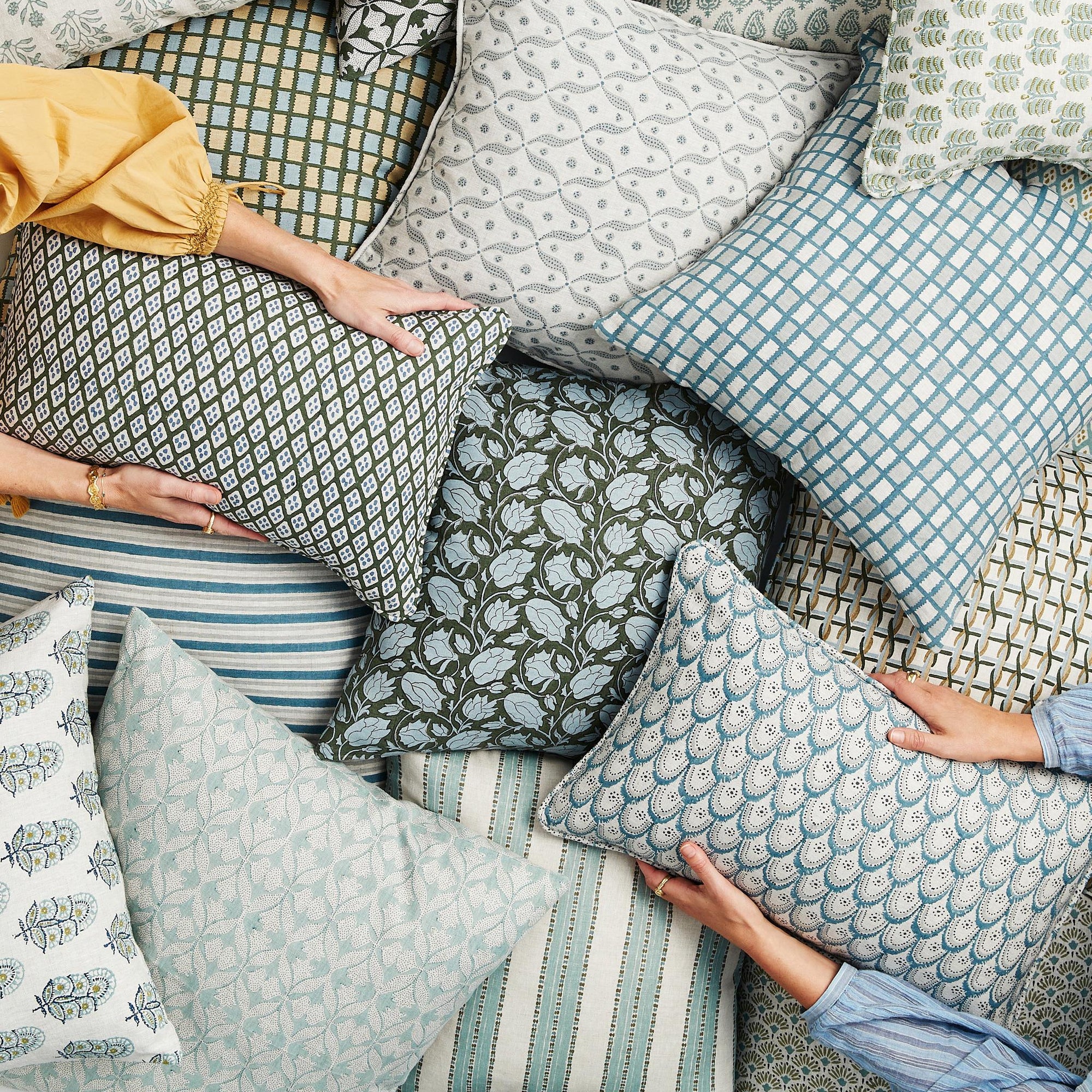 Azores Mineral Lumbar Pillow