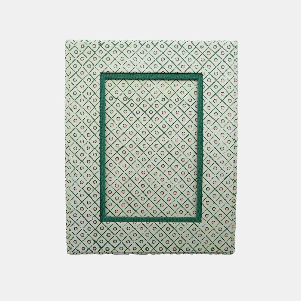 Green Dot Picture Frame